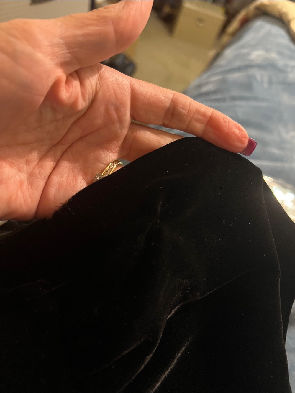 Laundry By Shelli Segal Black Tiered V-Neck Midi Dress - Picture 5 of 5